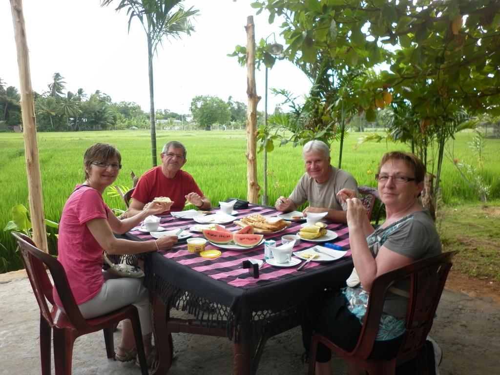 Thisara Guest House Polonnaruwa Εξωτερικό φωτογραφία