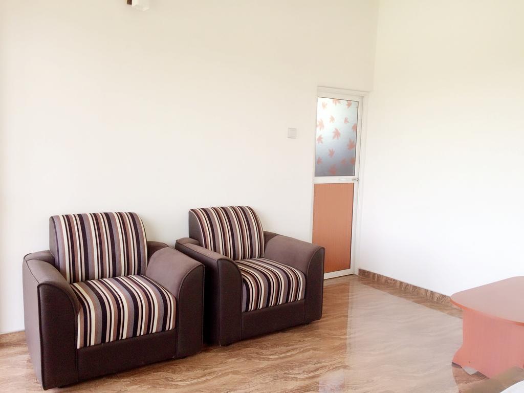 Thisara Guest House Polonnaruwa Εξωτερικό φωτογραφία
